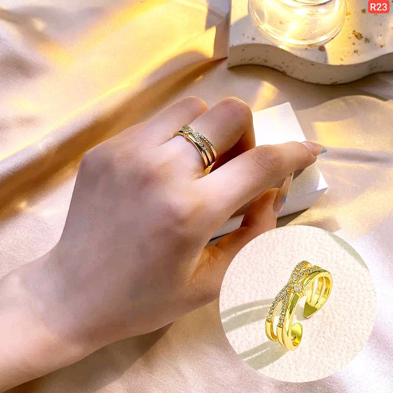 Double Layer Daimond Zircon Ring
(Adjustable)